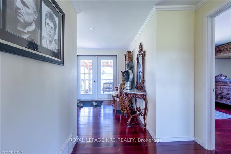 797 FORKS Rd, Welland, L0S 1V0 | Image 2