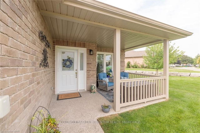 3900 TRILLIUM Circle