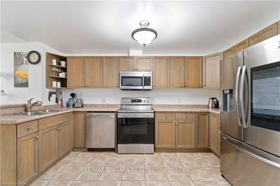 Unit 139 — 6350 DORCHESTER Rd, Niagara Falls - 216 - Dorchester image-0-2