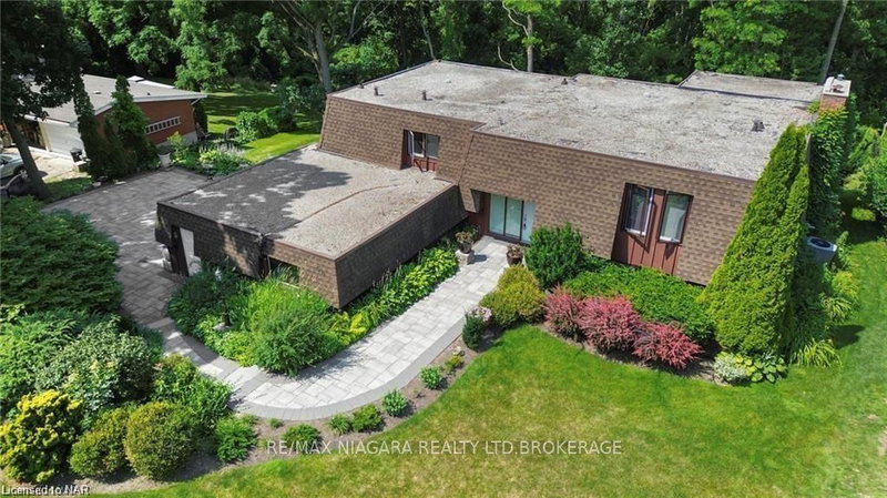 50 MELROSE Dr, Niagara-on-the-Lake, L0S 1J0 | Image 2