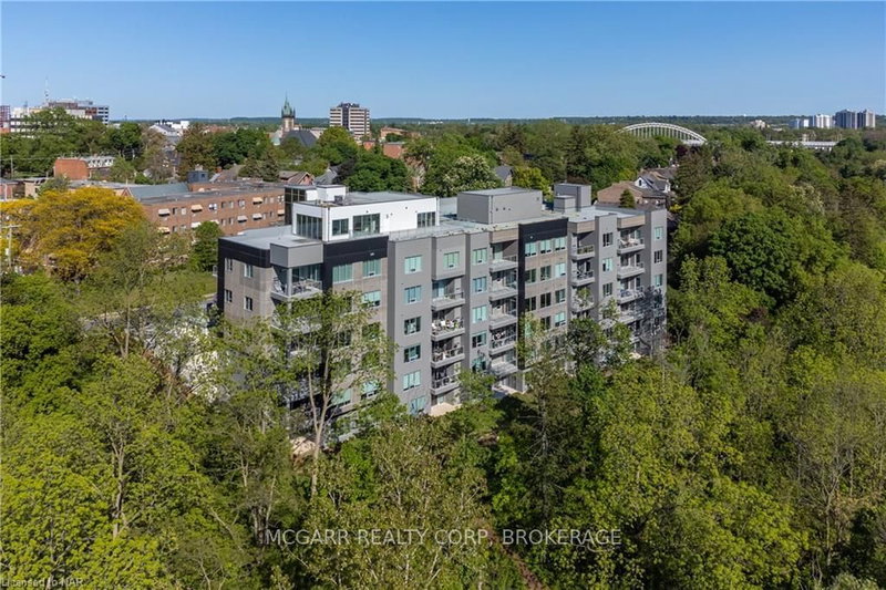 403 - 77 YATES St, St. Catharines, L2R 5R7 | Image 3