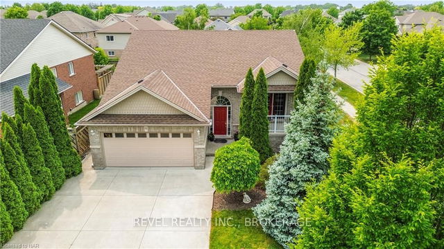 16 BIANCA Drive