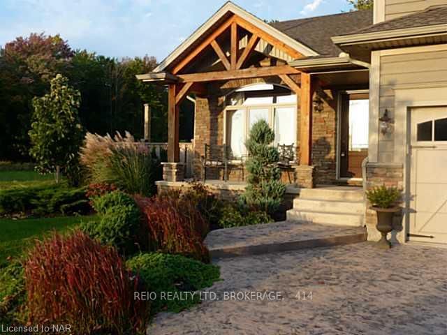 9069 TAPESTRY Crt, Niagara Falls, L2H 0E1 | Image 2