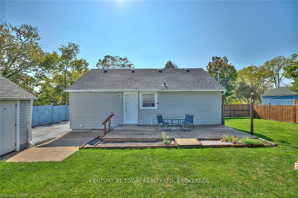 Listing Image 7