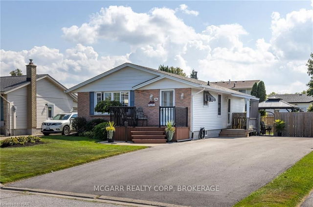 56 MCDONAGH Crescent