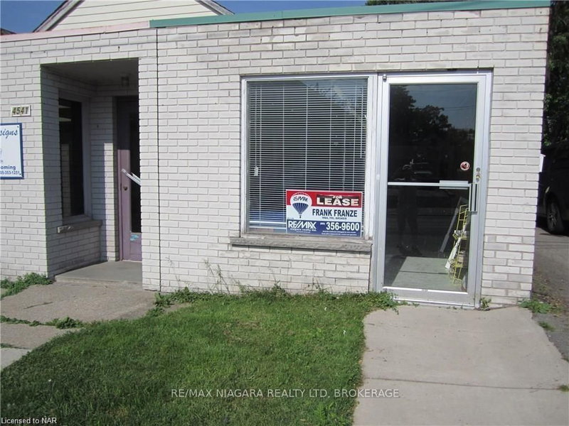 4541 CRYSLER Ave, Niagara Falls, L2E 3V5 | Image 2