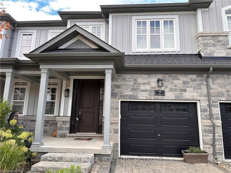 7 WINDSOR Circ, Niagara-on-the-Lake, L0S 1J0 | Image 2