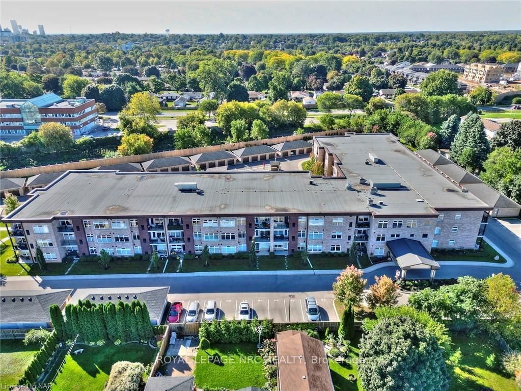 4644 PETTIT Avenue, Unit 113 - Photo 36