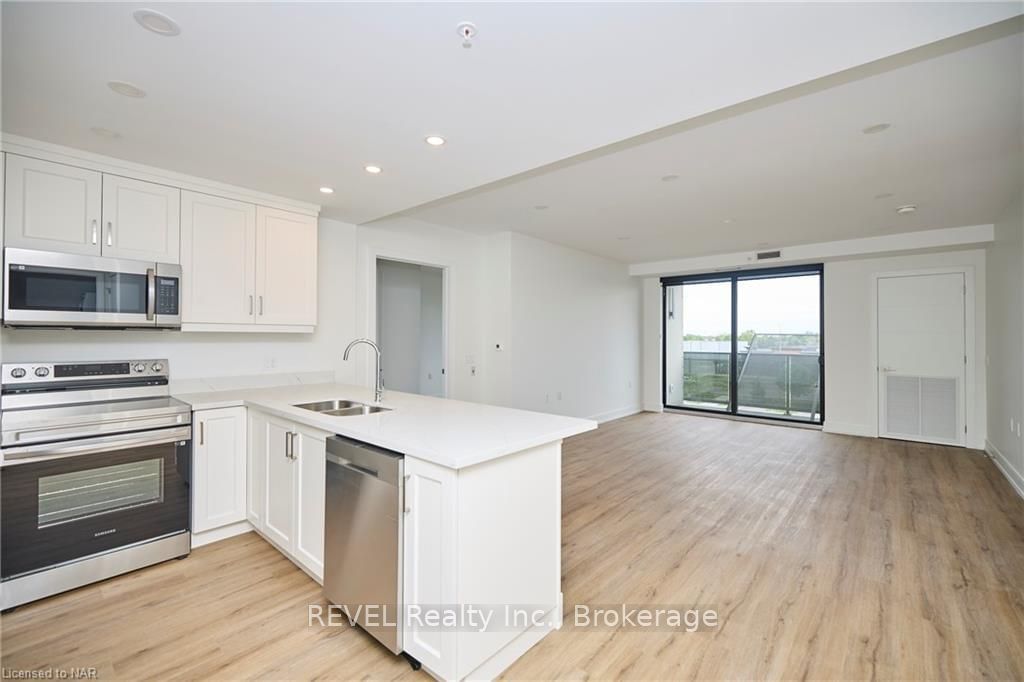 300B FOURTH Avenue, Unit 302 - Photo 3