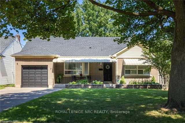 7 ERINDALE Avenue