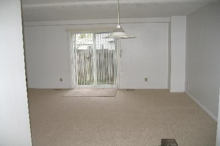 63 - 8136 Coventry Rd, Niagara Falls, L2H2X6 | Image 3