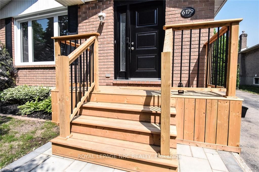 Detached House sold at 6179 CHARNWOOD Avenue, Niagara Falls, 218 - West Wood, L2H 2L5 - MLS: X8875763