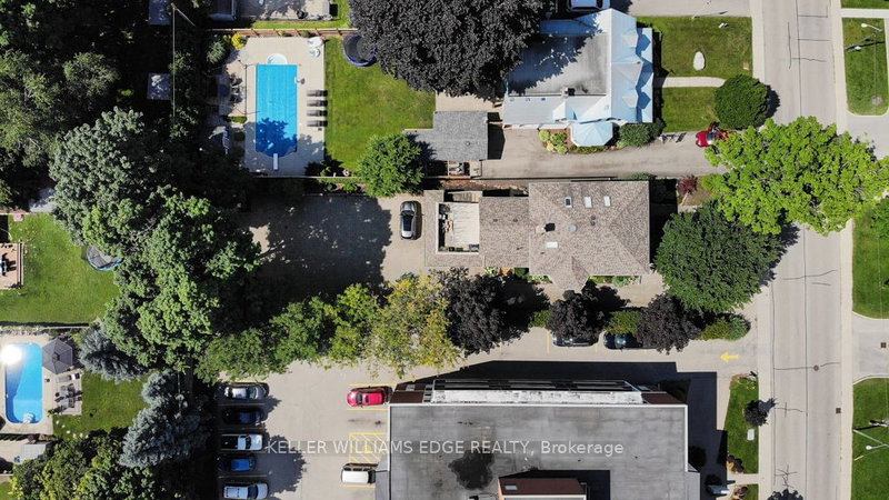 77 Light St, Woodstock, N4S 6G9 | Image 2