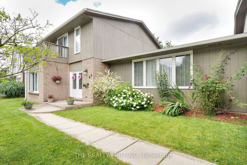 home for sale on 47 Kinnear Crescent
