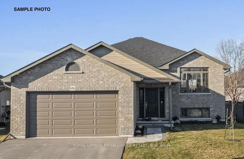 home for sale on 109 Lakehurst Street
