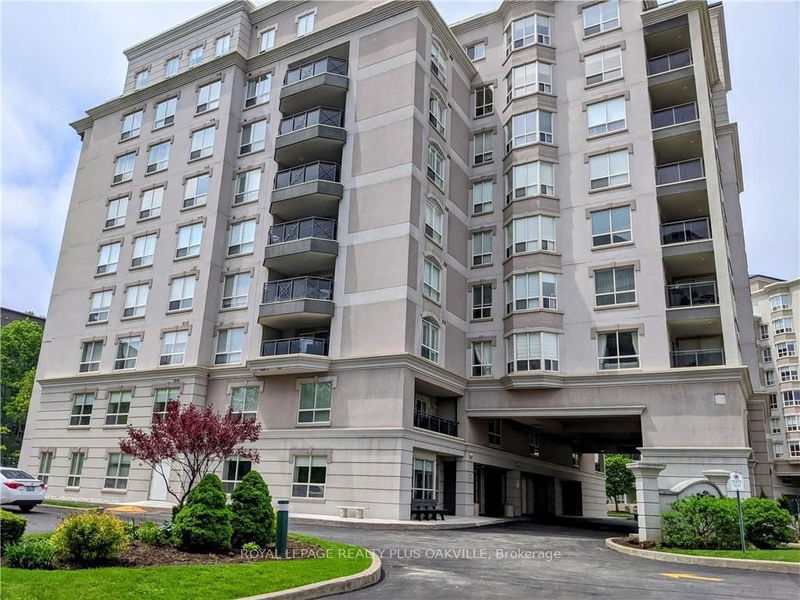 home for sale on 203-2000 Creekside Drive