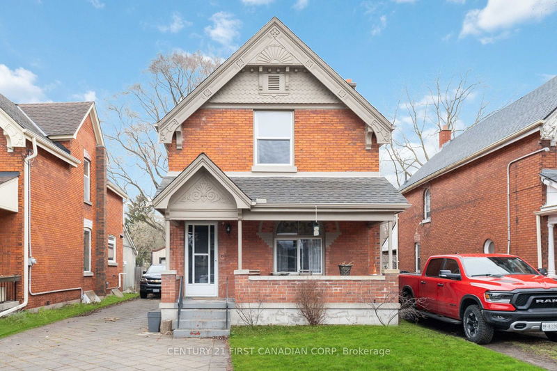 home for sale on 12 HYATT Avenue
