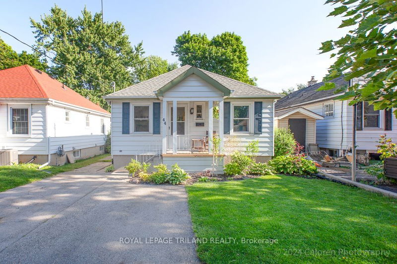 home for sale on 44 Bond Street