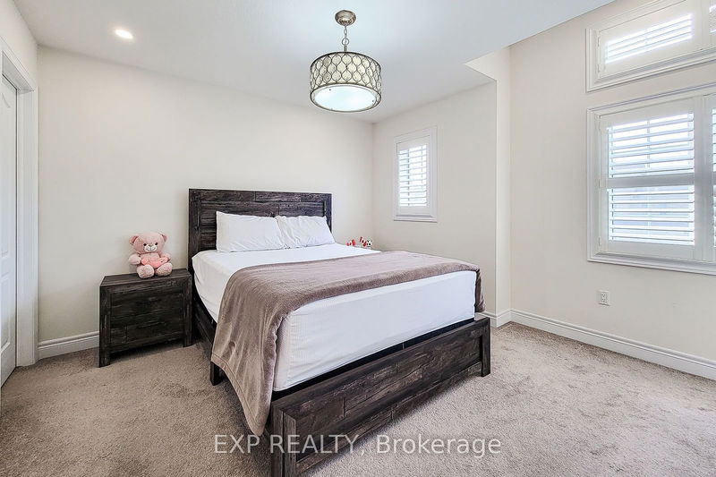 910 Edinburgh Dr E Woodstock, N4T 0L5 | Image 3