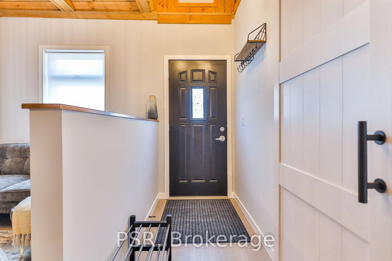 329 Main St W, Hamilton, L8P 1K1 | Image 3