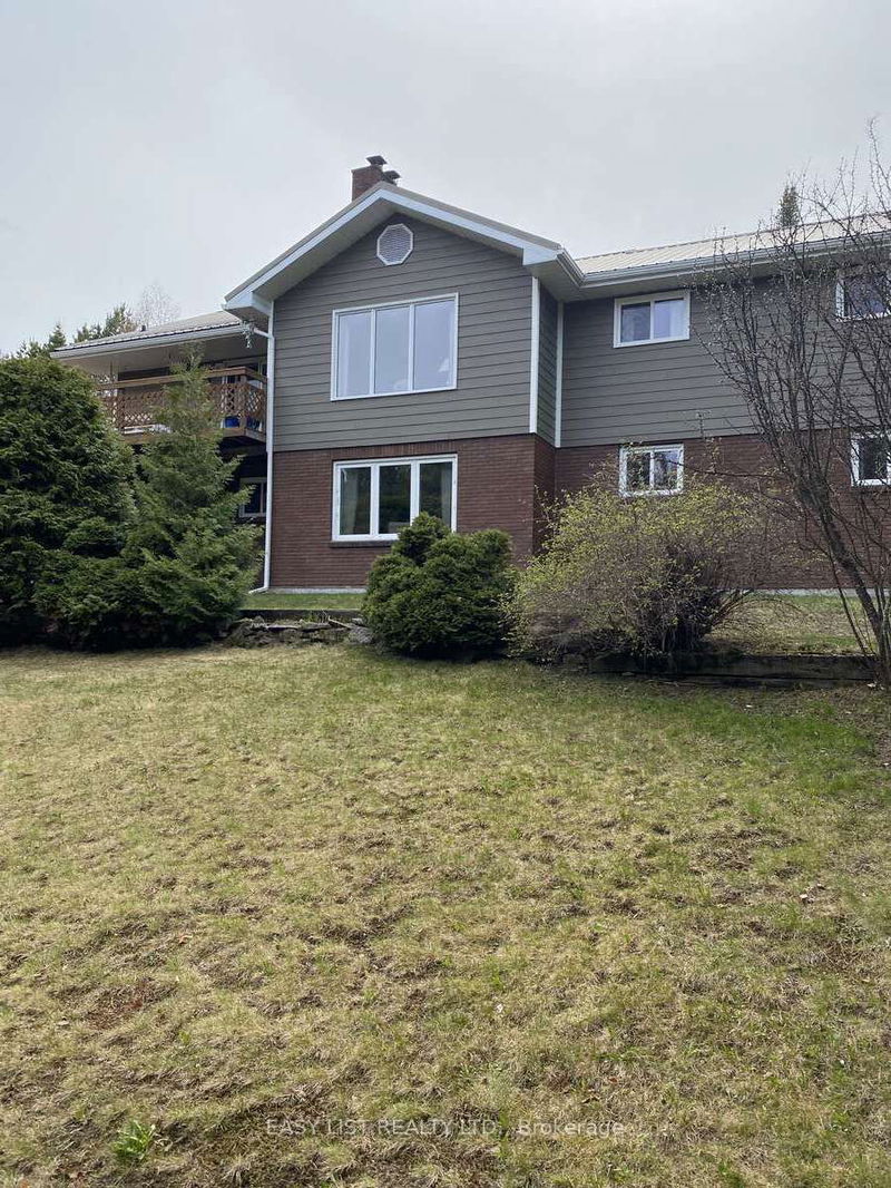 14 Cedar Point Dr, Sioux Lookout -  image-0-0