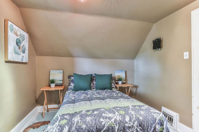 386 MORNINGTON Ave  London, N5Y 3C6 | Image 13