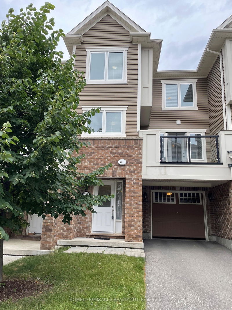 home for lease on 556 Goldenrod Lane