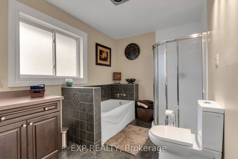 210 Main St  Deseronto, K0K 1X0 | Image 25