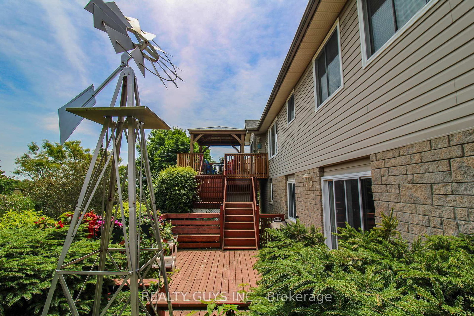 Listing Image 7