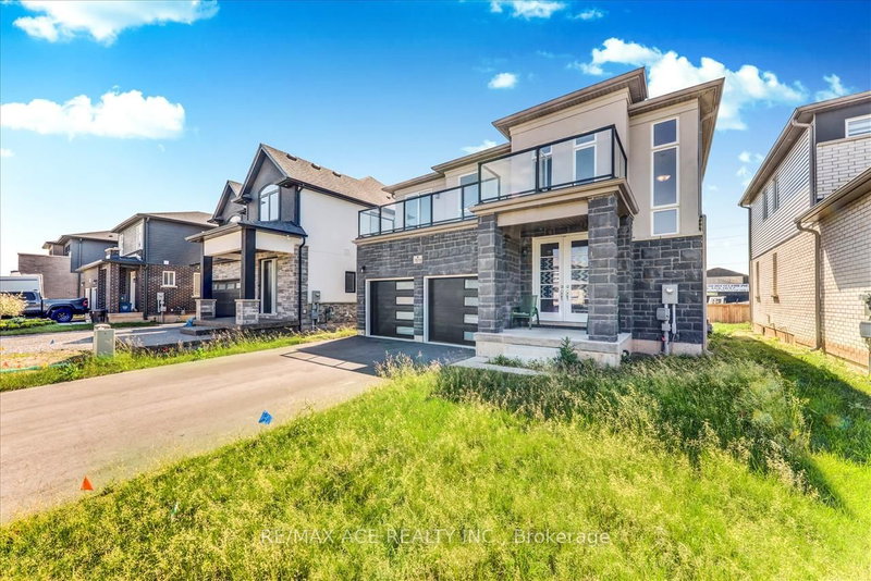 7878 Seabiscuit Dr, Niagara Falls, L2H 3T9 | Image 3