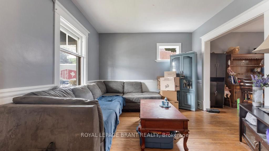 Listing Image 9