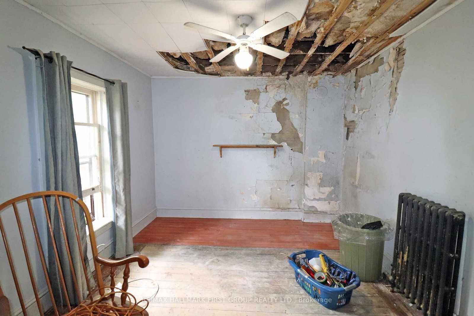 Listing Image 19