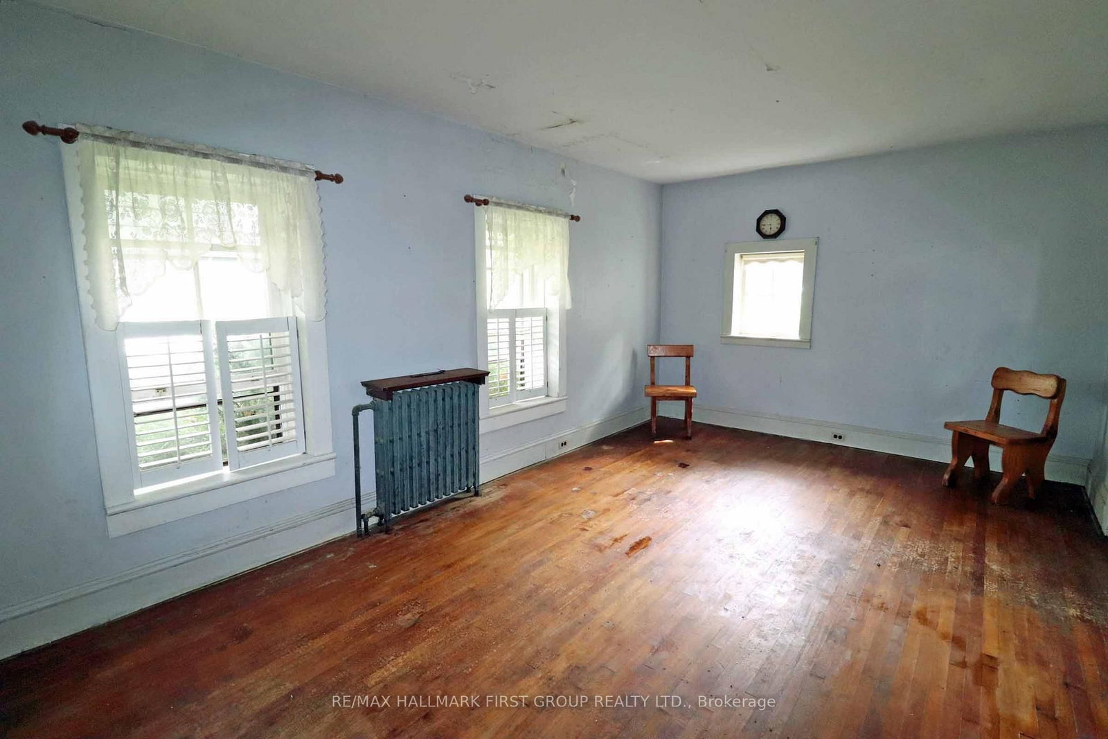 Listing Image 8