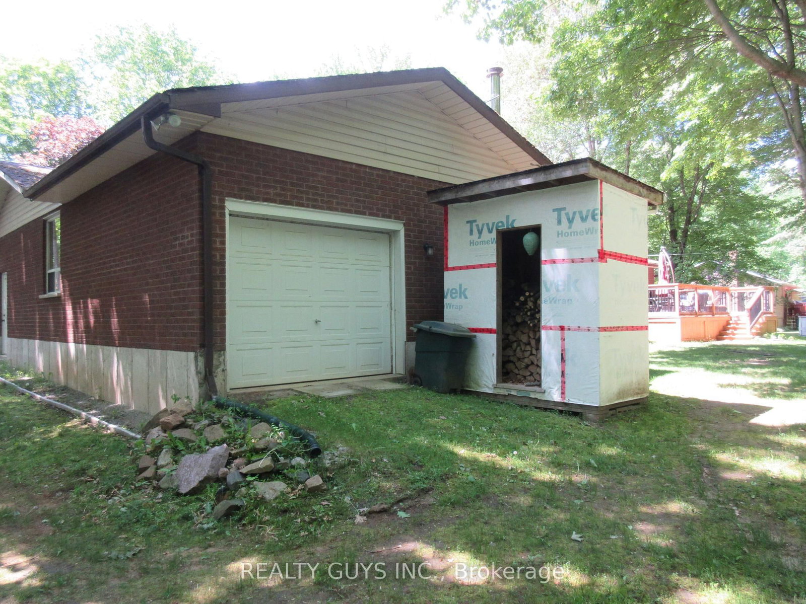 Listing Image 7