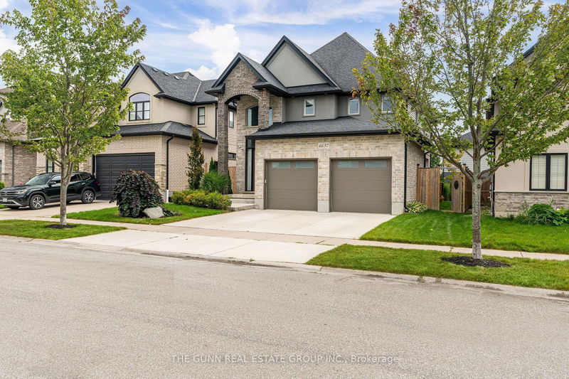 home for sale on 6637 Upper Canada Crossing