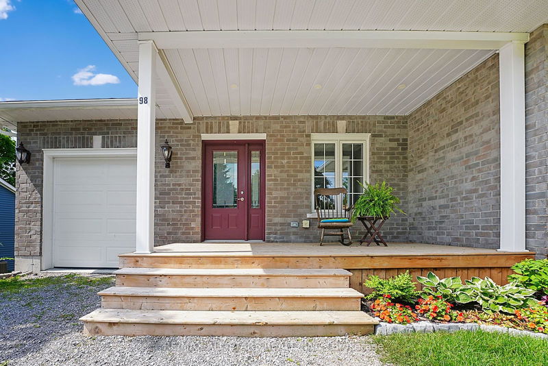 98 Bond St N Kawartha Lakes, K0M 1N0 | Image 5