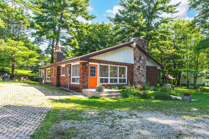 2512 Honey Harbour Rd, Georgian Bay, P0E 1E0 | Image 3