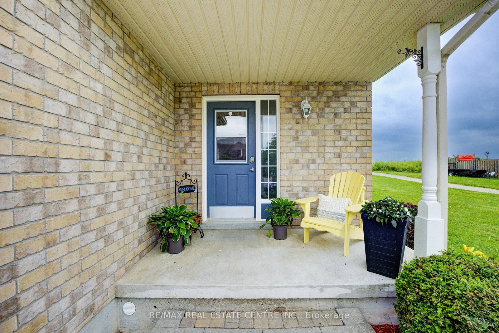 Listing Image 3