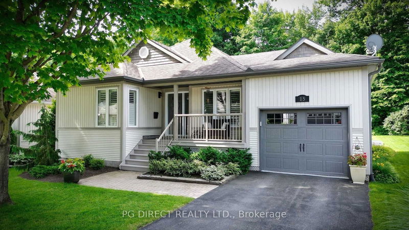 home for sale on 15 Woodmans Chart