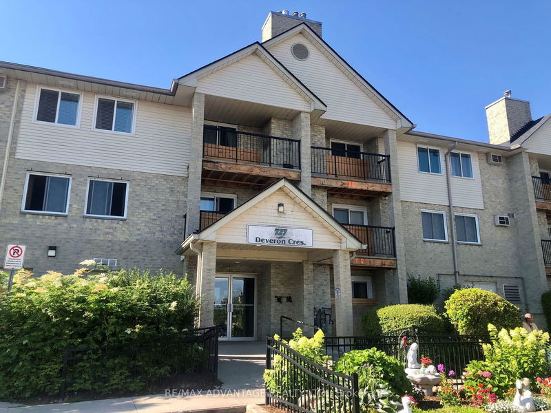 home for sale on 301-727 Deveron Crescent