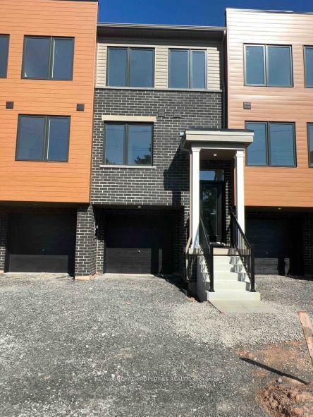 home for lease on 4 Reid Avenue N