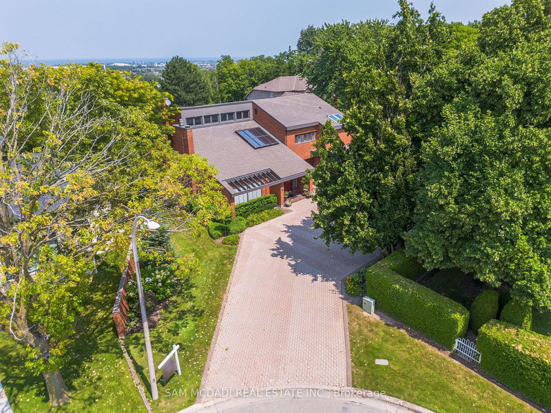home for sale on 13 Connor Court