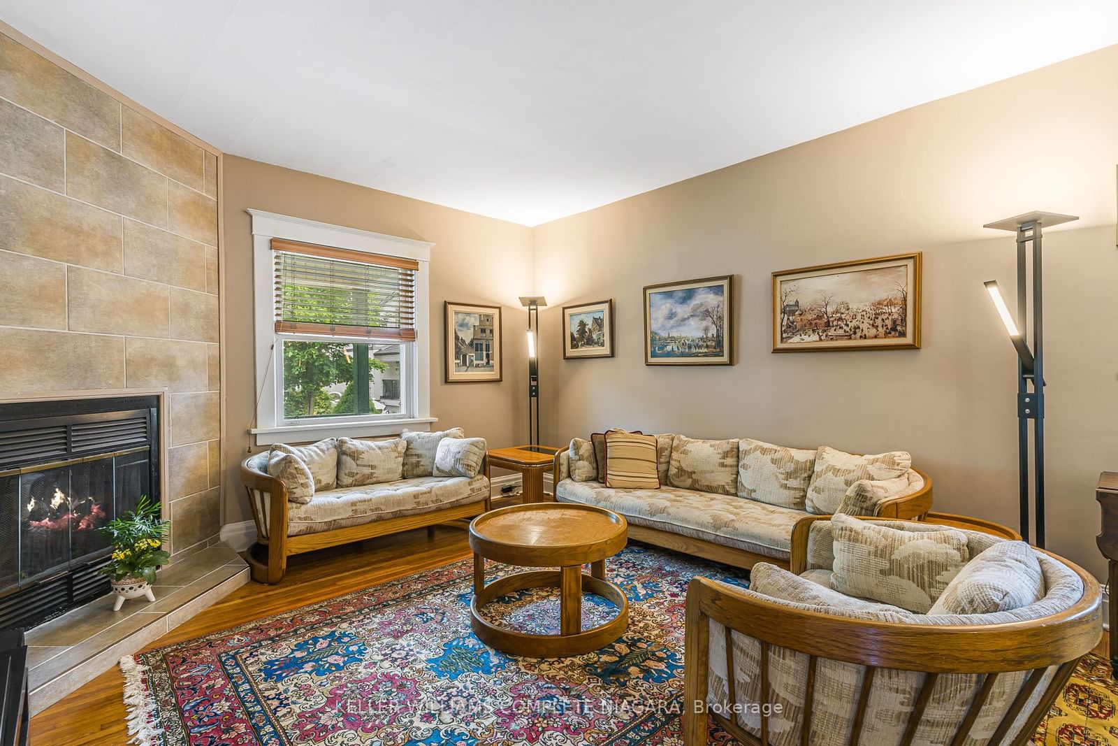 Listing Image 7