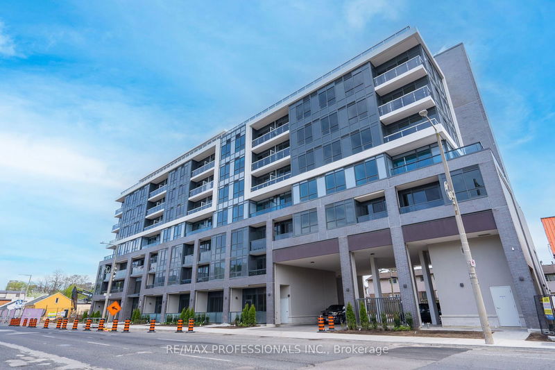 home for lease on 411-415 Main Street W