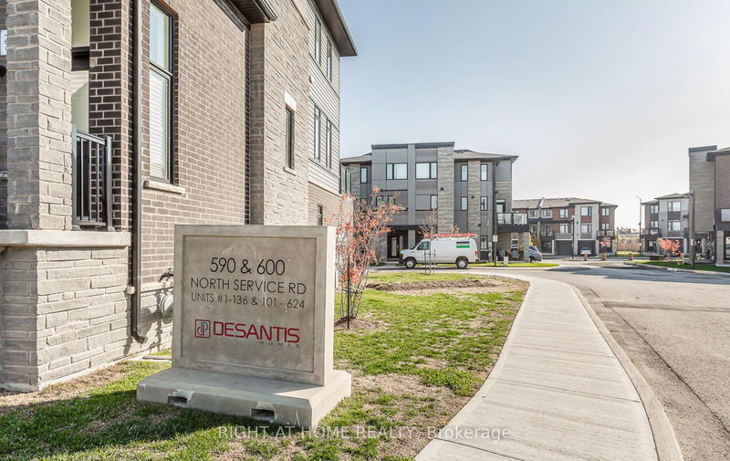 home for lease on 123-590 North Service Rd Road