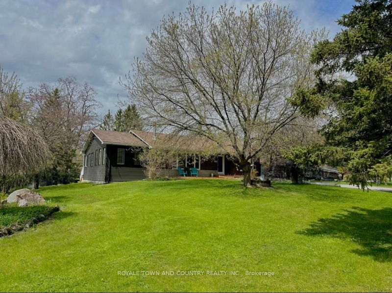 225 Clifton St, Kawartha Lakes - Fenelon Falls image-0-0