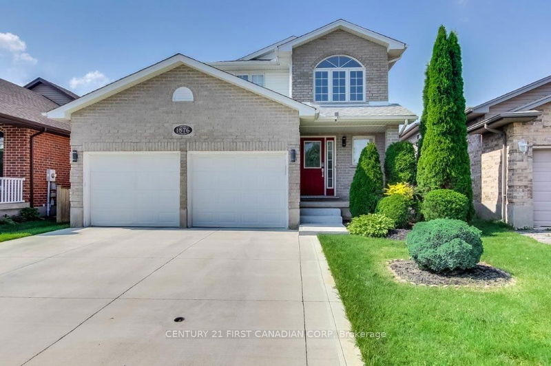 home for lease on 1876 Coronation Drive