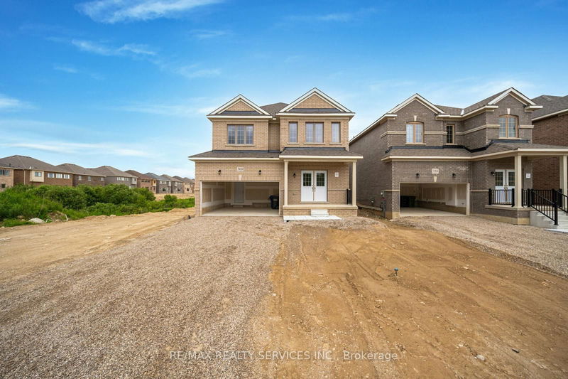 home for lease on 360 Russell Street
