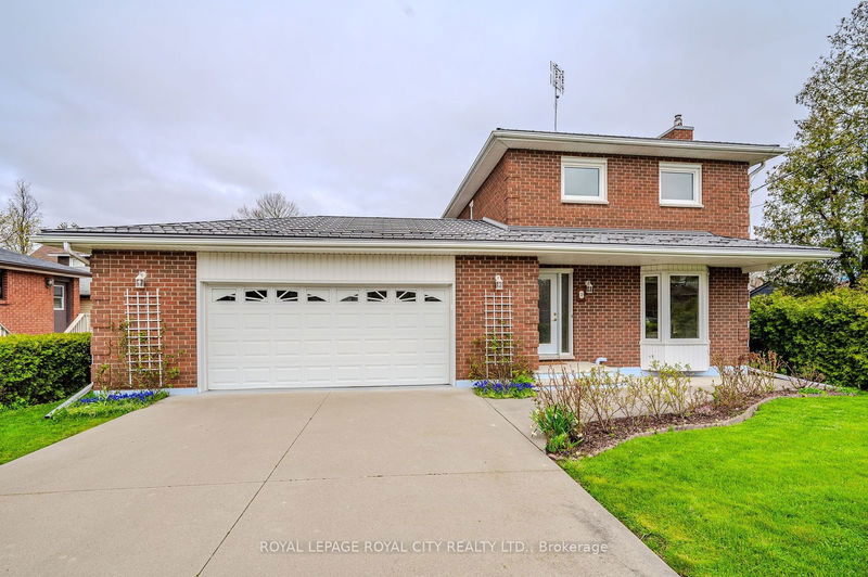 home for sale on 2 Beverley Street