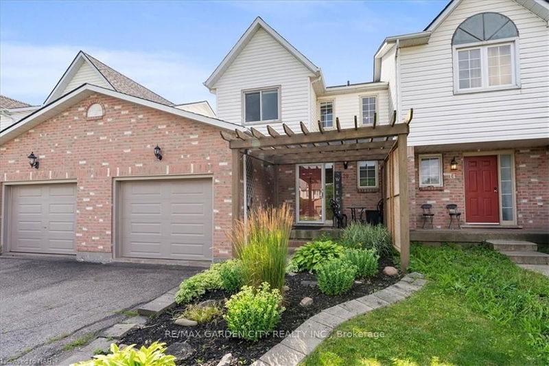 home for sale on 20 Buss Court